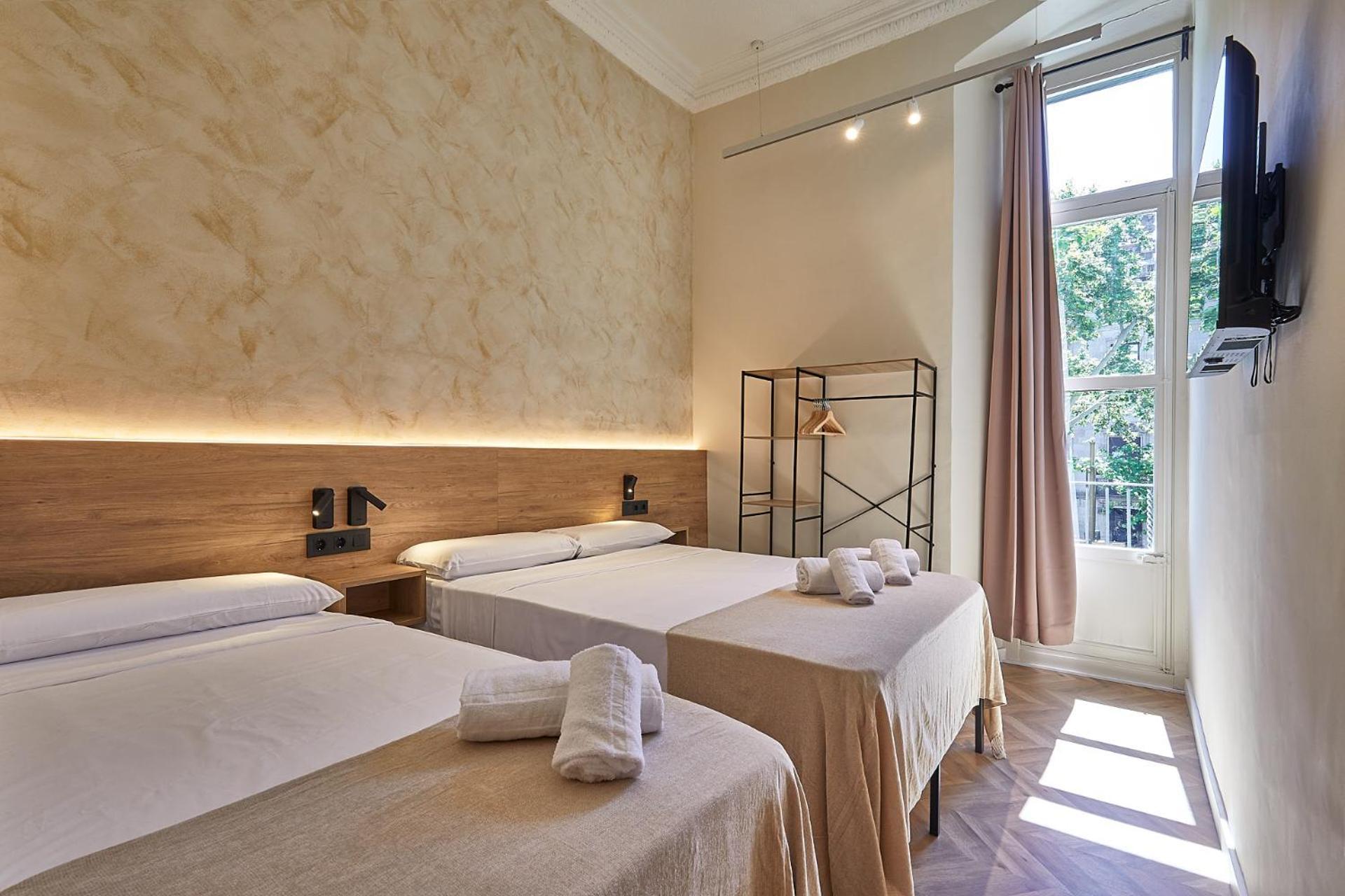 Triple Room with Shower,1672617414:JPEG